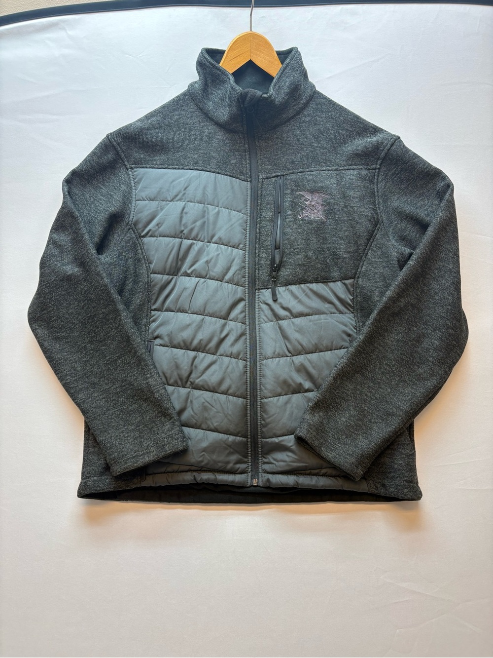 NRA Full Zip Up Jacket Puffer Fleece Long Sleeve Gray Black Men’s Size Large